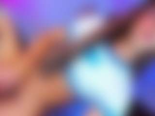 Live cam show with Ladynoah - Muscular on Dare Cams