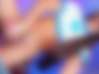 Live cam show with Ladynoah - Tease on SpankPalCams