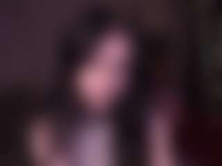 Live cam show with Yuka - Camel Toe on AdultVida.com