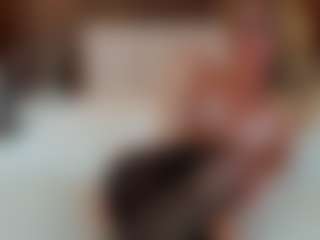 Saradiamond01's Live Sex Cam Show