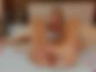 Saradiamond01's Live Sex Cam Show