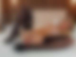 Saradiamond01's Live Sex Cam Show