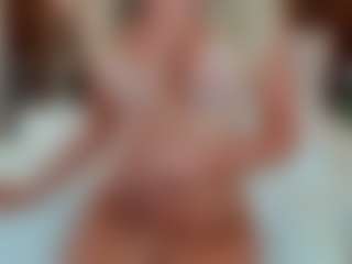 Saradiamond01's Live Sex Cam Show