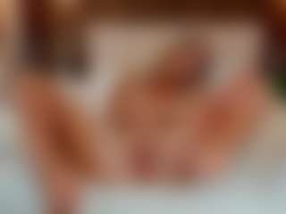 Saradiamond01's Live Sex Cam Show