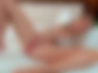 Live cam show with Saradiamond01 - Blue Eyes on Streamer API