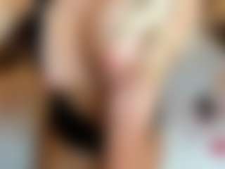 Saradiamond01's Live Sex Cam Show