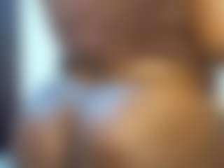 Live cam show with chocobabe002 - Ebony on Milfs Live | kenya