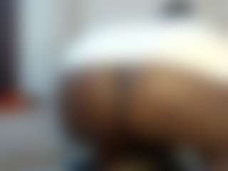 Live cam show with chocobabe002 - Cowgirl on CamClone