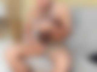 Live cam show with JuanDiegoKing - Blowjob on Mixed Magazine Live