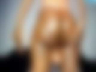 SlimThickKat's Live Sex Cam Show