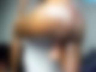 SlimThickKat's Live Sex Cam Show