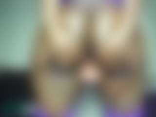 SlimThickKat's Live Sex Cam Show