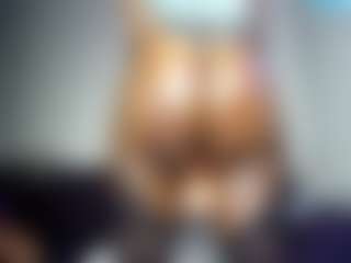 SlimThickKat's Live Sex Cam Show