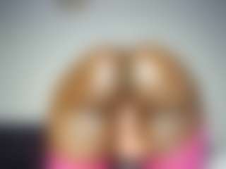 SlimThickKat's Live Sex Cam Show