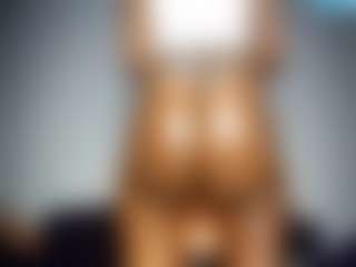 SlimThickKat's Live Sex Cam Show