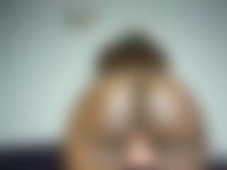SlimThickKat's Live Sex Cam Show