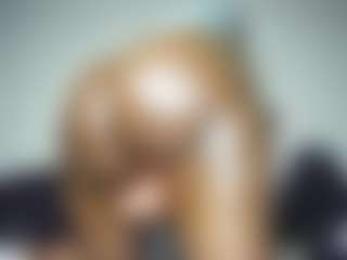 SlimThickKat's Live Sex Cam Show