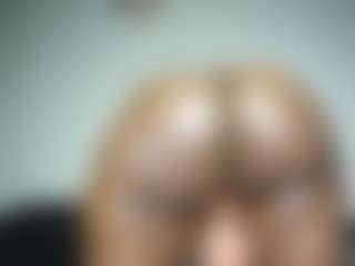 SlimThickKat's Live Sex Cam Show