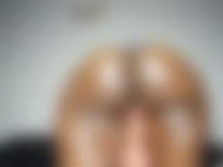 SlimThickKat's Live Sex Cam Show