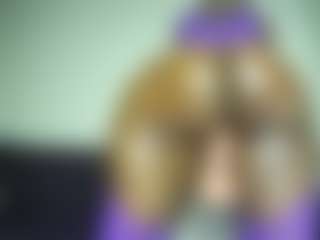 SlimThickKat's Live Sex Cam Show