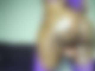 SlimThickKat's Live Sex Cam Show