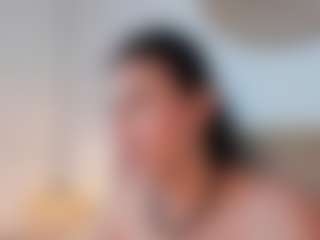 Live cam show with stephanya - Skinny on TeamSkeetLive