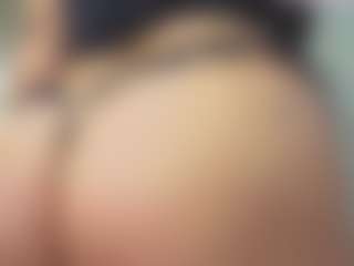 Live cam show with dakhota - Asian BBW on AdultVida.com