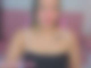 PARISBIGASS's Live Sex Cam Show