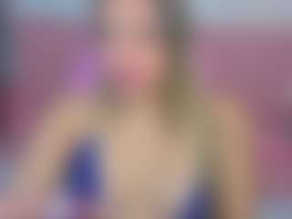 Live cam show with PARISBIGASS - Blonde Hair Petite on Milfs Live