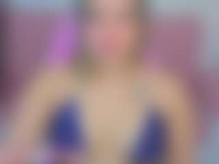Live cam show with PARISBIGASS - Skinny on crypto-cams