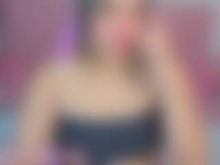 Live cam show with PARISBIGASS - Petite on infinitiblacc.com