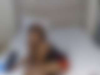 Live cam show with sweethazel - Tittyfuck on xplaylive.com