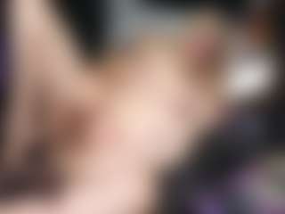 castrated-julie's Live Sex Cam Show
