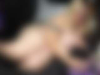 castrated-julie's Live Sex Cam Show