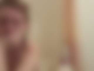 Live cam show with mymelody625 - Smoking on Camsoda