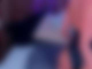 Live cam show with CamillaParis - Green Eyes on MyBangCams
