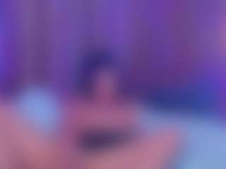 Live cam show with CamillaParis - Green Eyes on alttransgirls