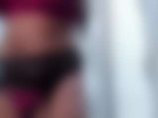 Live cam show with camilosaortega - Average on Camsoda
