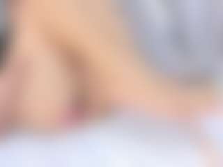 Live cam show with Natalia Milf - Full Nudity on TeamSkeetLive