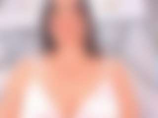 Live cam show with Natalia Milf - Athletic Middle Aged on Hubzter Live