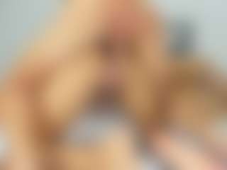 Live cam show with wonder boys - Brown Eyes on Stripli.com