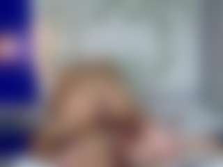 Live cam show with wonder boys - Handjob on live.xheat.ai