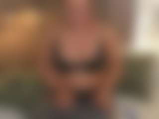 lilly-ass's Live Sex Cam Show