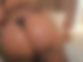 lilly-ass's Live Sex Cam Show