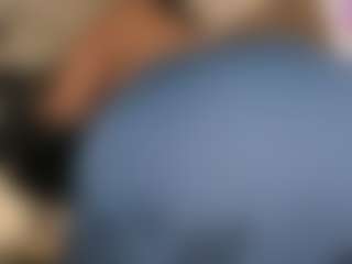 Live cam show with lilly-ass - Camel Toe on Camsoda