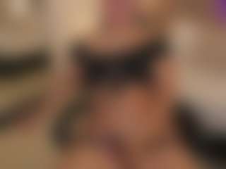 lilly-ass's Live Sex Cam Show