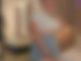 lilly-ass's Live Sex Cam Show