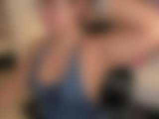 Live cam show with lilly-ass - Blonde Hair on iamadamtest123.com