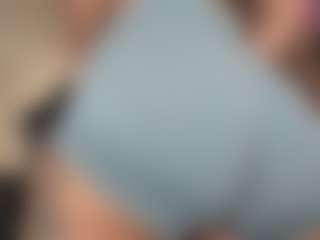 lilly-ass's Live Sex Cam Show