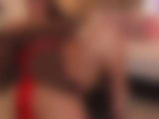 Live cam show with lilly-ass - Brown Eyes Blonde Hair on madthumbs